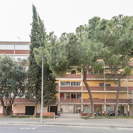 Habitaciones Bonitas Y Comodas L'Hospitalet de Llobregat Exteriör bild