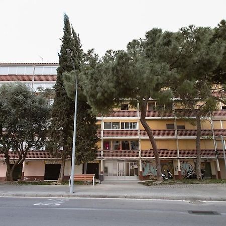 Habitaciones Bonitas Y Comodas L'Hospitalet de Llobregat Exteriör bild